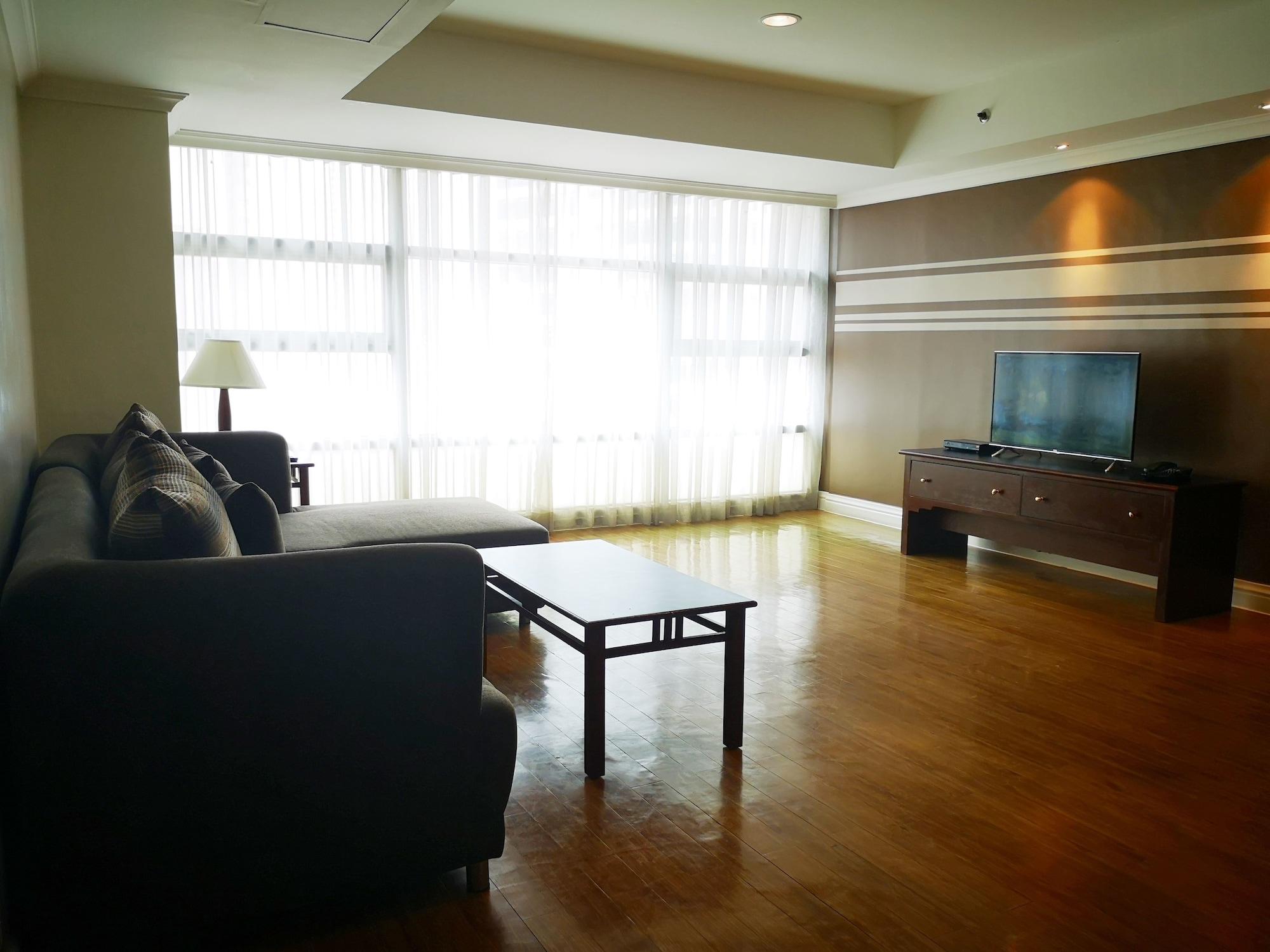 Infinity Tower Suites Makati City Buitenkant foto