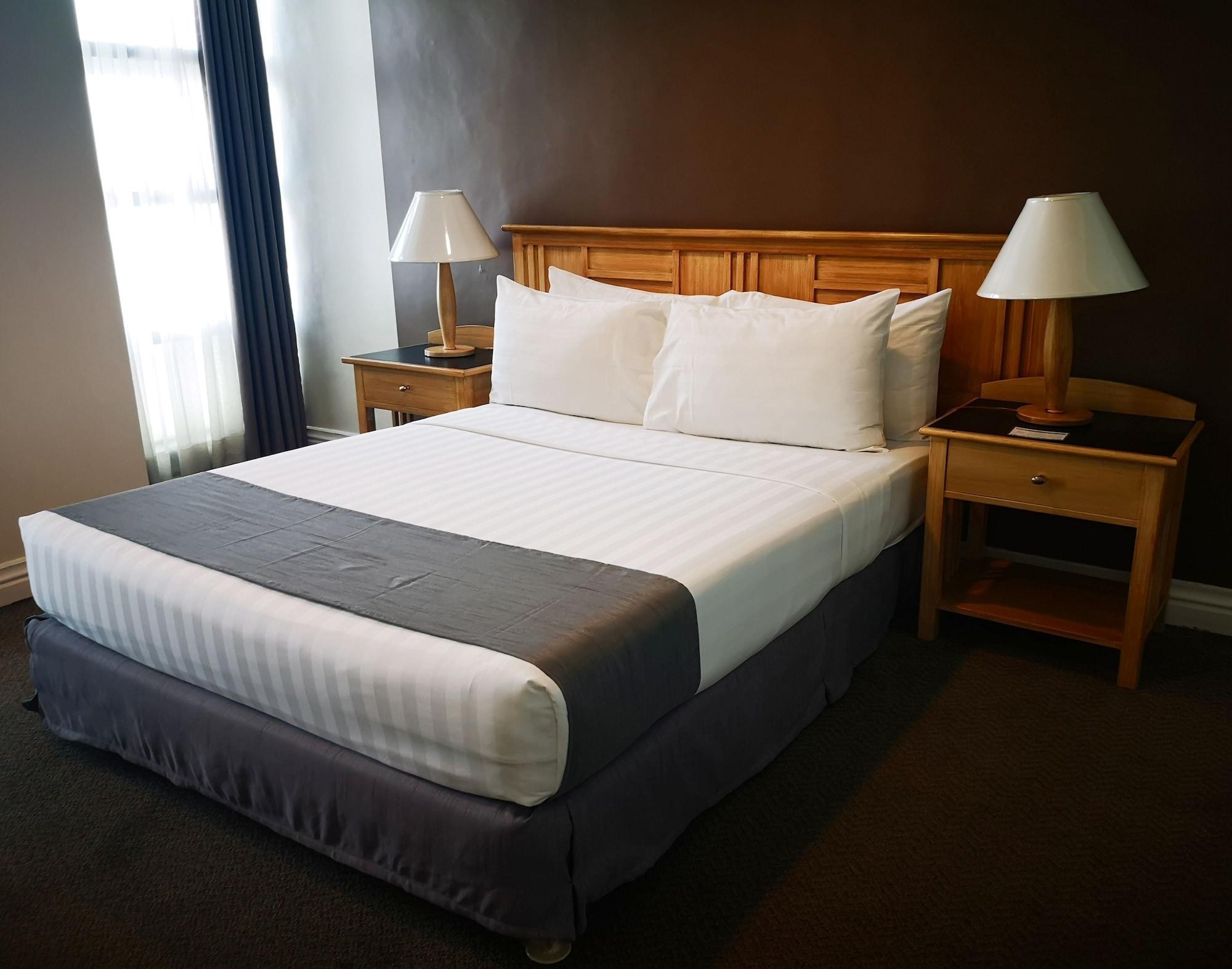 Infinity Tower Suites Makati City Buitenkant foto