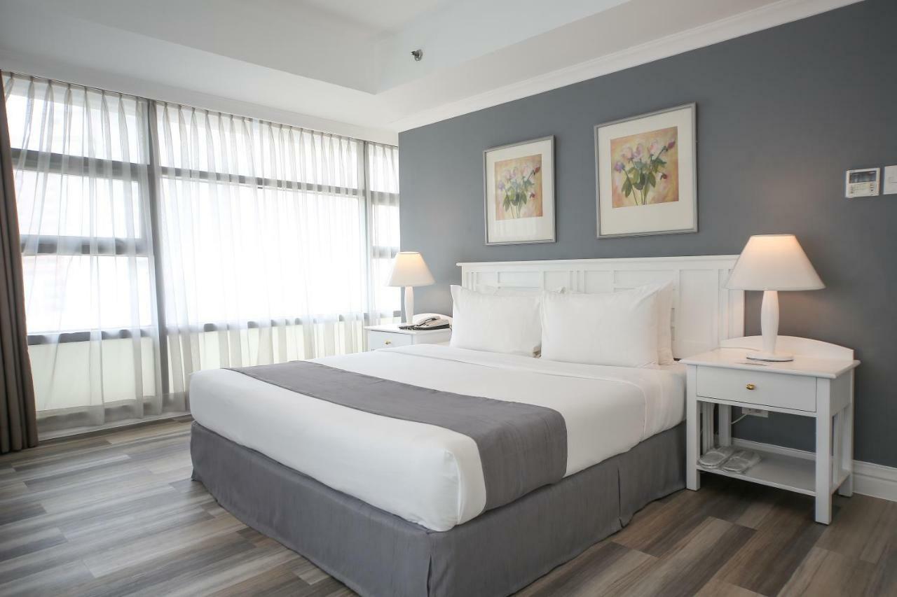 Infinity Tower Suites Makati City Buitenkant foto